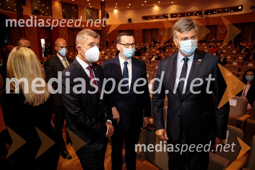  Andrej Babiš, predsednik Češke vlade;  Mateusz  Morawiecki, predsednik vlade Republike Poljske;  Andrej  Plenković, hrvaški politik15. mednarodna konferenca Blejski strateški forum
