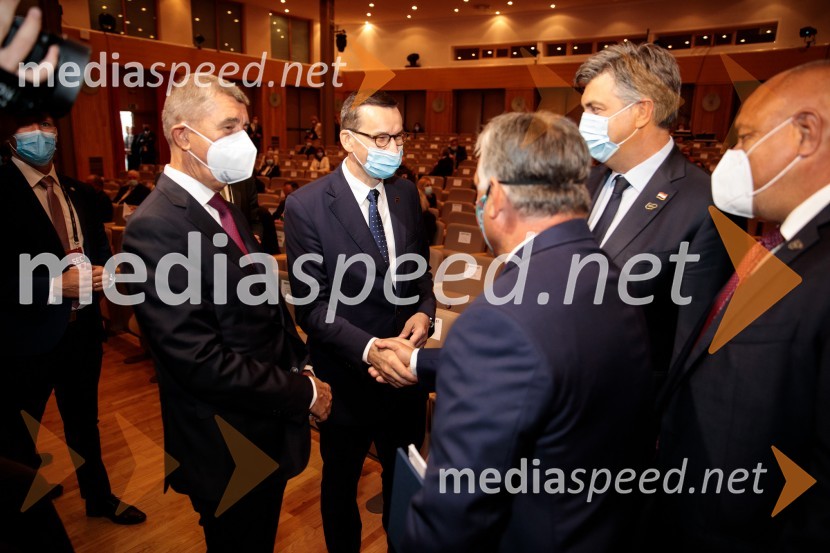  Andrej Babiš, predsednik Češke vlade;  Mateusz  Morawiecki, predsednik vlade Republike Poljske;  Viktor Orbán, predsednik madžarske vlade;  Andrej  Plenković, hrvaški politik;  Bojko Borisov, predsednik Vlade Republike Bolgarije15. mednarodna konferenca Blejski strateški forum