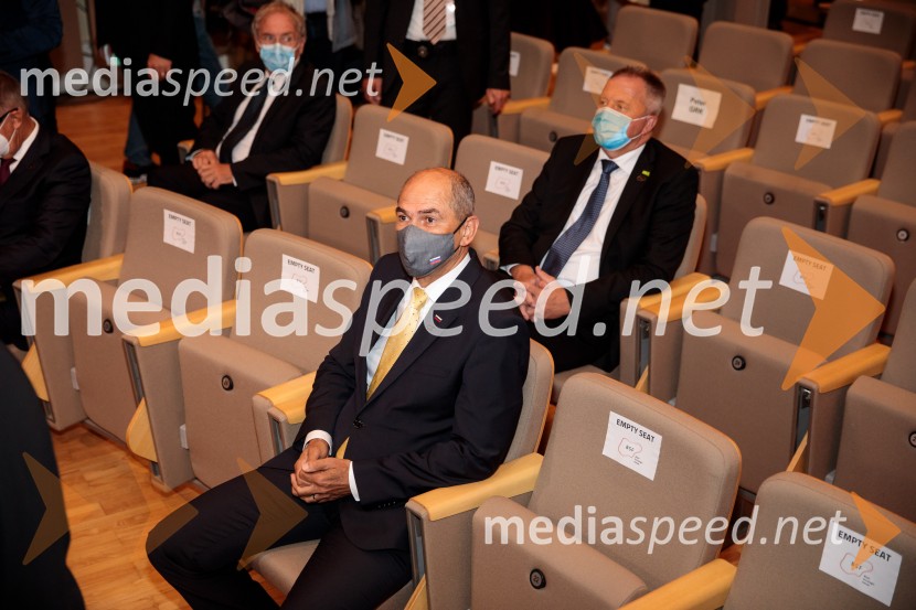  Janez Janša, predsednik vlade RS;  Zdravko Počivalšek, minister za gospodarski razvoj in tehnologijo15. mednarodna konferenca Blejski strateški forum