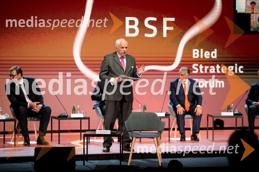  Aleksandar Vučić, predsednik Republike Srbije;  ... ;  Viktor Orbán, predsednik madžarske vlade15. mednarodna konferenca Blejski strateški forum