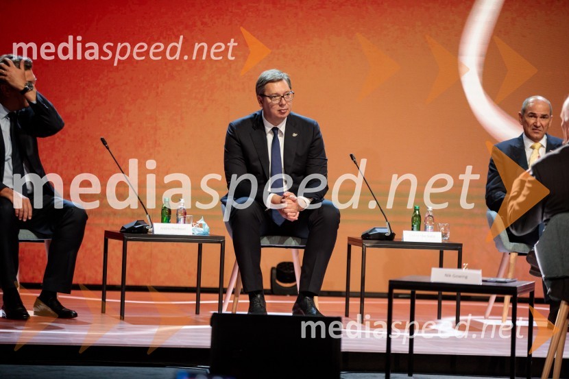  Aleksandar Vučić, predsednik Republike Srbije;  Janez Janša, predsednik vlade RS15. mednarodna konferenca Blejski strateški forum