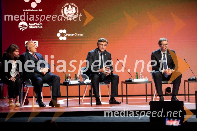  ... ;  Bojko Borisov, predsednik Vlade Republike Bolgarije;  Andrej  Plenković, predsednik Vlade Republike Hrvaške;  Aleksandar Vučić, predsednik Republike Srbije15. mednarodna konferenca Blejski strateški forum