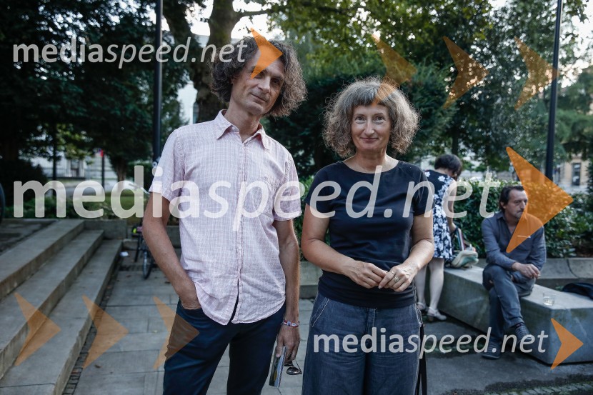  Jure Longyka, moderator;  Darinka Hvalec, Cankarjev domSevera Gjurin izdala nov album Ali je še kaj prostora?