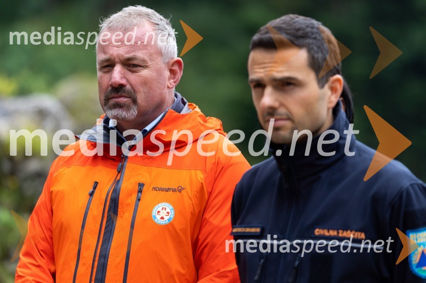  ... ;  Matej Tonin, podpredsednik vlade in minister za obramboVaja reševanja v gorah s pomočjo helikopterja