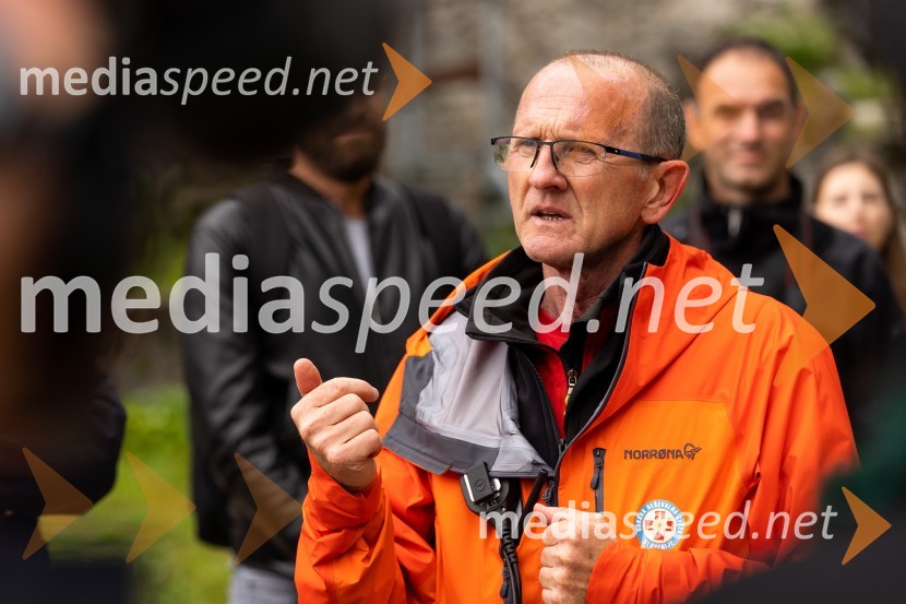 Vaja reševanja v gorah s pomočjo helikopterja