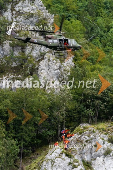 Vaja reševanja v gorah s pomočjo helikopterja