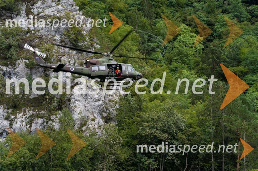 Vaja reševanja v gorah s pomočjo helikopterja