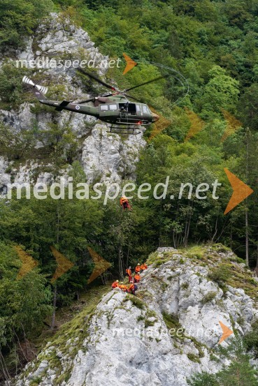 Vaja reševanja v gorah s pomočjo helikopterja