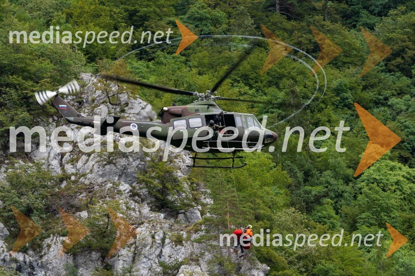 Vaja reševanja v gorah s pomočjo helikopterja