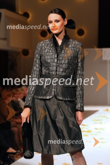 Modna revija Mojce BeseničarModna revija Mojce Beseničar