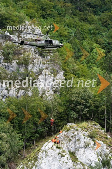 Vaja reševanja v gorah s pomočjo helikopterja