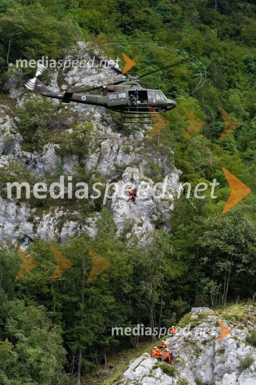 Vaja reševanja v gorah s pomočjo helikopterja