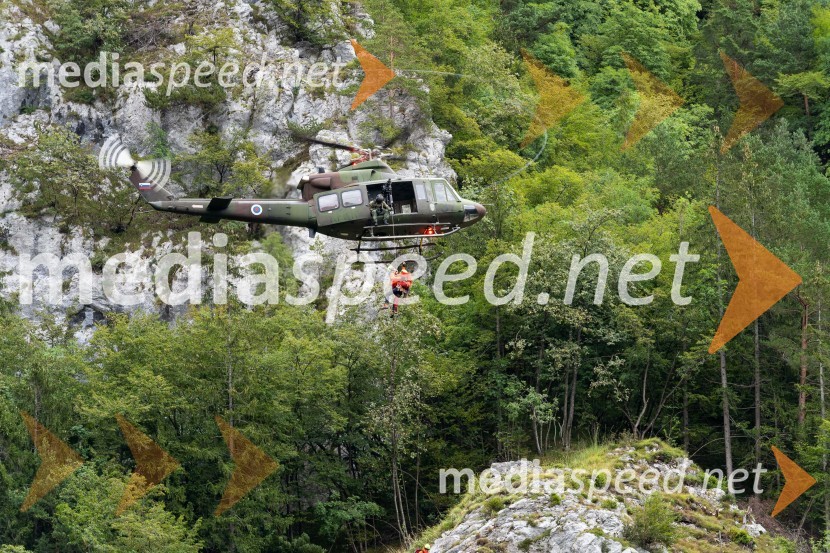 Vaja reševanja v gorah s pomočjo helikopterja
