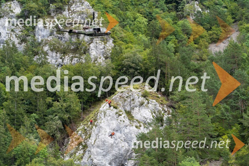 Vaja reševanja v gorah s pomočjo helikopterja
