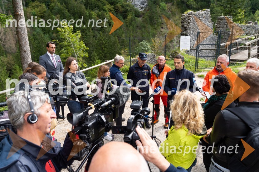 Vaja reševanja v gorah s pomočjo helikopterja