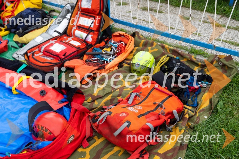 Vaja reševanja v gorah s pomočjo helikopterja