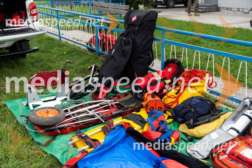 Vaja reševanja v gorah s pomočjo helikopterja