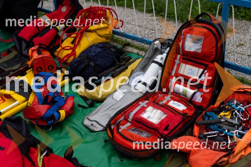 Vaja reševanja v gorah s pomočjo helikopterja