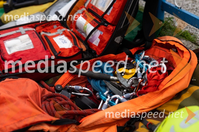 Vaja reševanja v gorah s pomočjo helikopterja