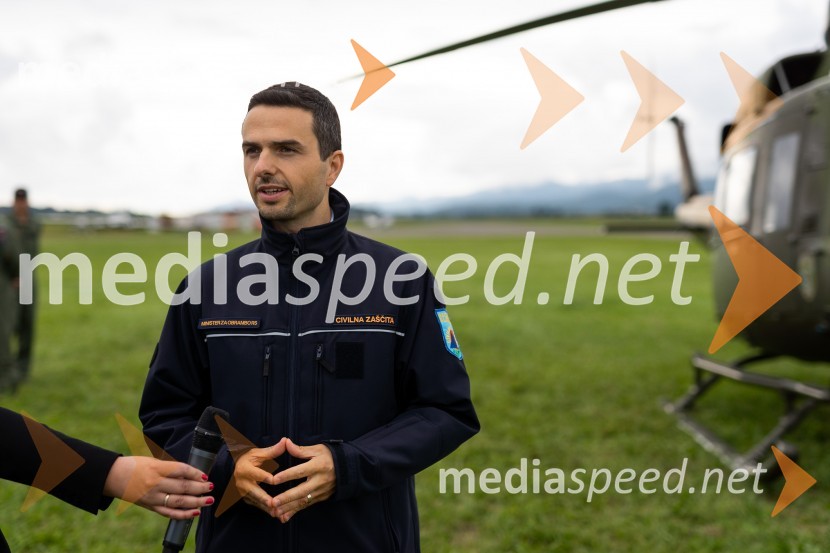  Matej Tonin, podpredsednik vlade in minister za obramboVaja reševanja v gorah s pomočjo helikopterja