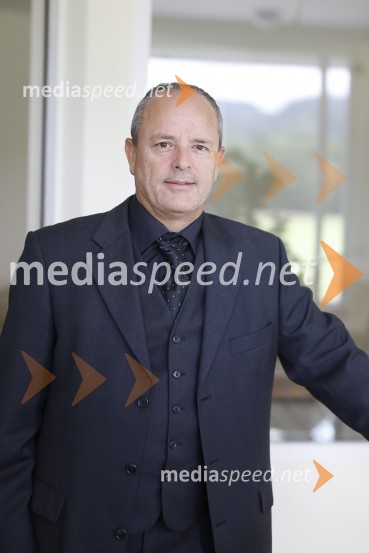  Edo Cof, direktor, Opal informatika d.o.o.Podpis pogodbe med direktorjema SAOP d.o.o. in Opal informatika d.o.o.