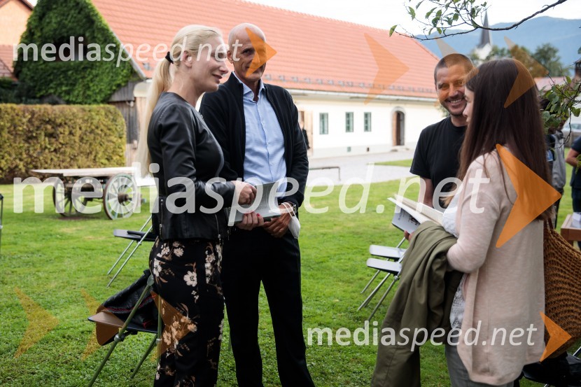 Marcel Štefančič in Boštjan Videmšek, pogovor na Škrabčevi domačiji
