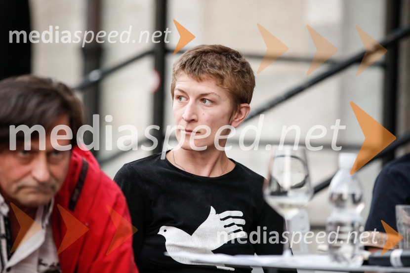  Mirijana Medojević, režiserkaSlovensko mladinsko gledališče, predstavitev 65. sezone