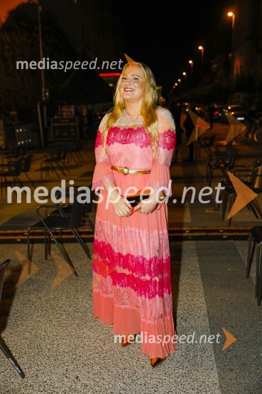  Danica Lovenjak, novinarkaPoletna noč, gala koncert v okviru 68. Ljubljana Festivala