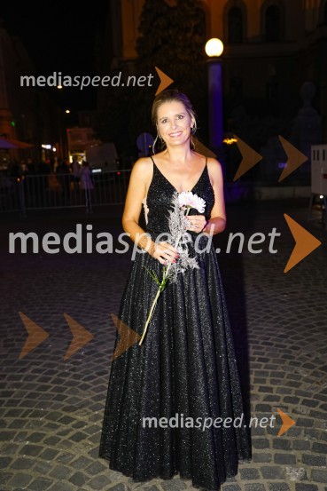  Bernarda Žarn, voditeljicaPoletna noč, gala koncert v okviru 68. Ljubljana Festivala