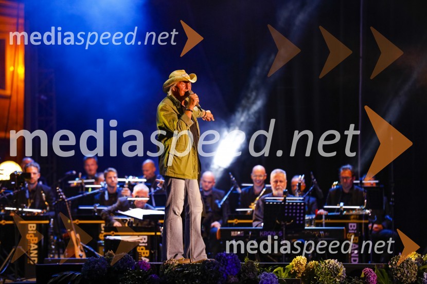  Janez  Bončina - Benč, pevecPoletna noč, gala koncert v okviru 68. Ljubljana Festivala