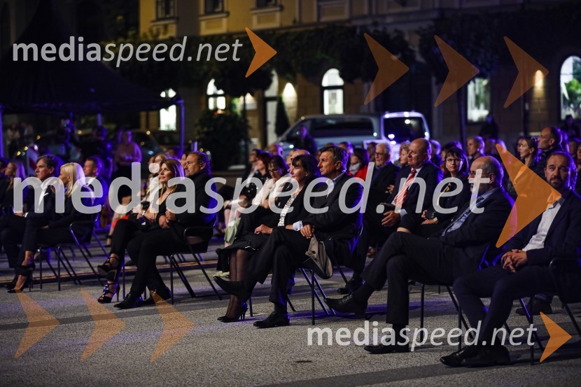 mag. David Kastelic, predsednik uprave, Zavarovalnica Sava, d.d.; dr. Jerneja Kastelic, direktorica, Mercator nepremičnine;  Janja Lamberger;  Darko  Brlek, direktor in umetniški vodja, Festival Ljubljana;  Tanja Pečar, odvetnica;  Borut Pahor, predsednik Republike Slovenije;  Igor Kadunc, generalni direktor RTV SlovenijaPoletna noč, gala koncert v okviru 68. Ljubljana Festivala