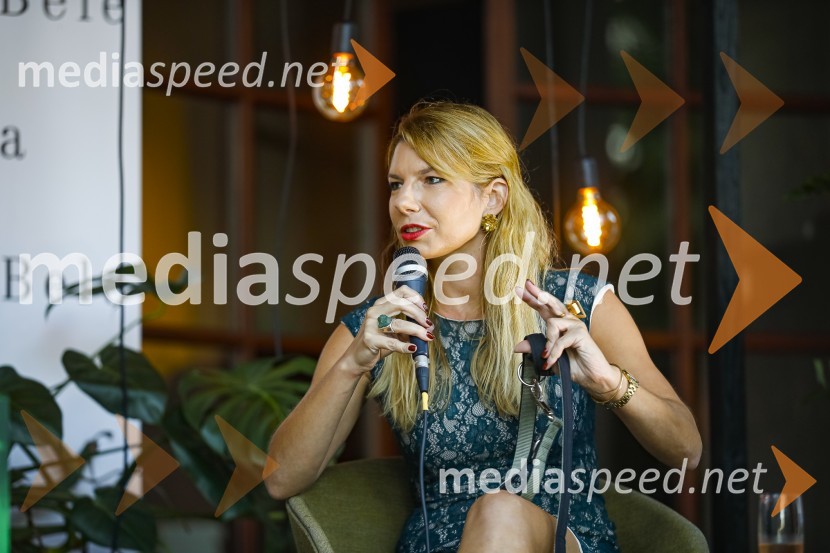  Kaja Sajovic, novinarka RTV SlovenijaAna Roš, predstavitev kuharske monografije Sonce in dež