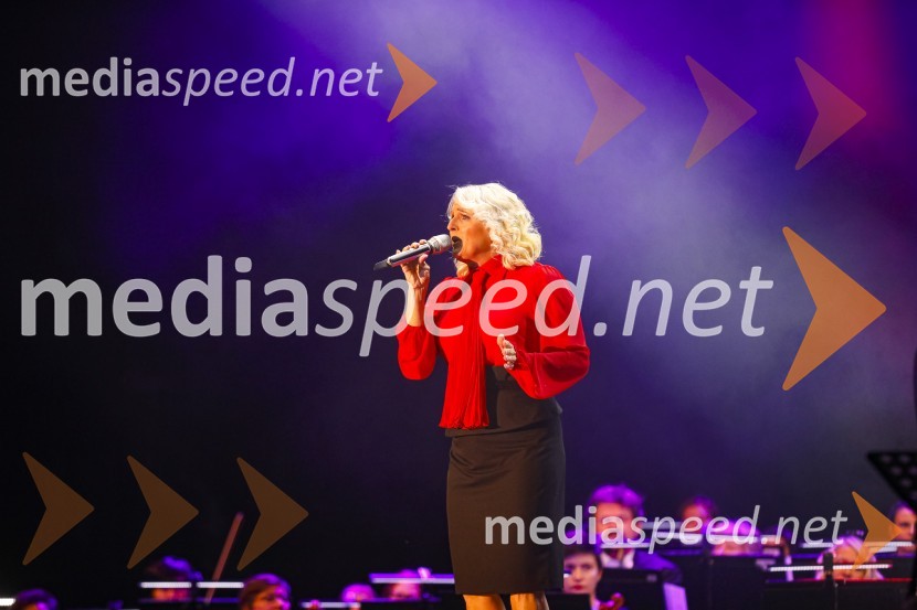  Alenka Godec, pevkaPoletna noč, gala koncert v okviru 68. Ljubljana Festivala