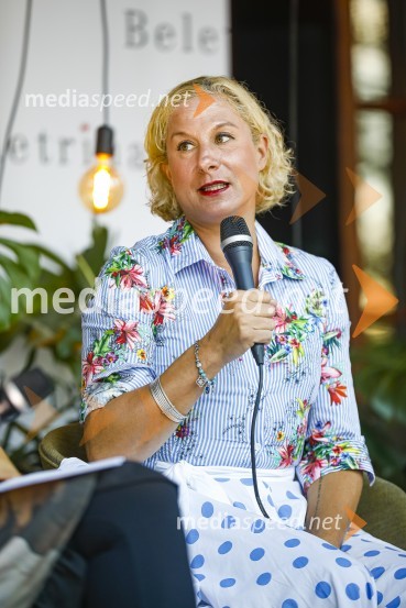  Ana Roš Stojan, kuharska mojstrica in najboljša chefinja na svetu po izboru akademije The World's 50 Best Restaurants ter direktorica Hiše FrankoAna Roš, predstavitev kuharske monografije Sonce in dež