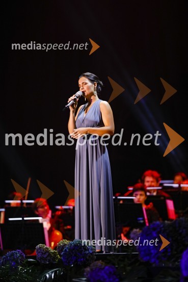  Nina Strnad, pevkaPoletna noč, gala koncert v okviru 68. Ljubljana Festivala