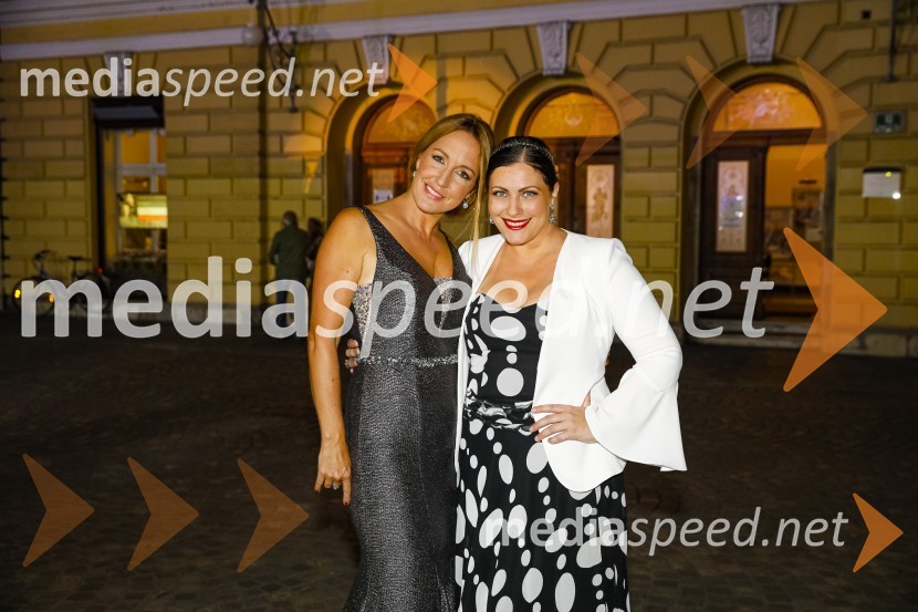  Eva  Hren, pevka;  Nuška Drašček, pevkaPoletna noč, gala koncert v okviru 68. Ljubljana Festivala