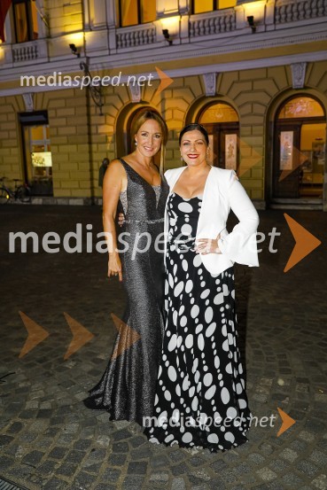  Eva  Hren, pevka;  Nuška Drašček, pevkaPoletna noč, gala koncert v okviru 68. Ljubljana Festivala