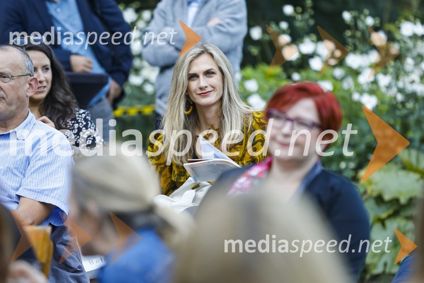  Tereza Poljanič, voditeljica oddaje Zdravo, TerezaAna Roš, predstavitev kuharske monografije Sonce in dež