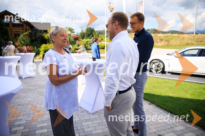  Gertrud Rantzen, predsednica, Slovensko-nemška gospodarska zbornica;  Luka Peter Medved, Adecco H.R. d.o.o.;  ... Sommerfest 2020, poletno druženje Slovensko-nemške gospodarske zbornice