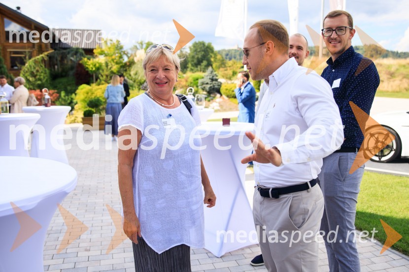  Gertrud Rantzen, predsednica, Slovensko-nemška gospodarska zbornica;  ... ;  ... Sommerfest 2020, poletno druženje Slovensko-nemške gospodarske zbornice