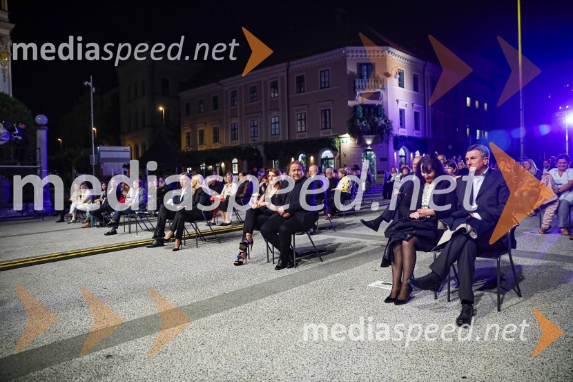 mag. David Kastelic, predsednik uprave, Zavarovalnica Sava, d.d.; dr. Jerneja Kastelic, direktorica, Mercator nepremičnine;  Janja Lamberger;  Darko  Brlek, direktor in umetniški vodja, Festival Ljubljana;  Tanja Pečar, odvetnica;  Borut Pahor, predsednik Republike SlovenijePoletna noč, gala koncert v okviru 68. Ljubljana Festivala