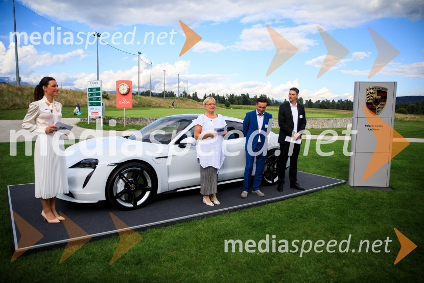  Tina Drolc, MBA, Vodja korporativnega komuniciranja in prireditev Slovensko-nemške gospodarske zbornice (AHK Slovenija);  Gertrud Rantzen, predsednica, Slovensko-nemška gospodarska zbornica;  ... ;  ... Sommerfest 2020, poletno druženje Slovensko-nemške gospodarske zbornice