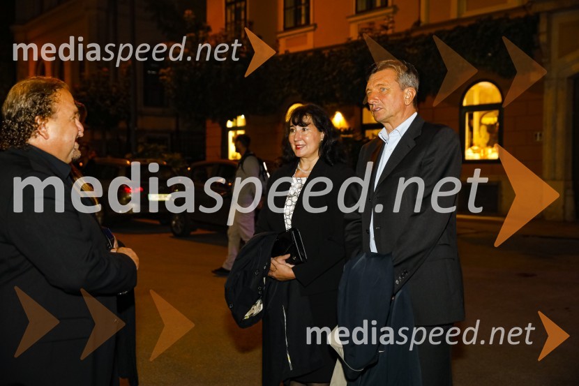  Darko  Brlek, direktor in umetniški vodja, Festival Ljubljana;  Tanja Pečar, odvetnica;  Borut Pahor, predsednik Republike SlovenijePoletna noč, gala koncert v okviru 68. Ljubljana Festivala