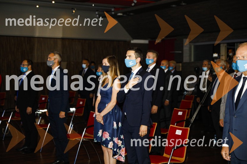  ... ;  ... ;  Marjeta Tonin;  Matej Tonin, podpredsednik vlade in minister za obrambo;  Donald Tusk, predsednik Evropske ljudske stranke, nekdanji predsednik Evropskega sveta20 let stranke Nova Slovenija