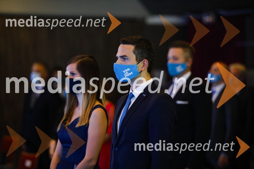  Marjeta Tonin;  Matej Tonin, podpredsednik vlade in minister za obrambo20 let stranke Nova Slovenija