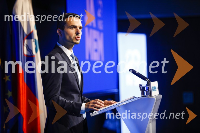  Matej Tonin, podpredsednik vlade in minister za obrambo20 let stranke Nova Slovenija