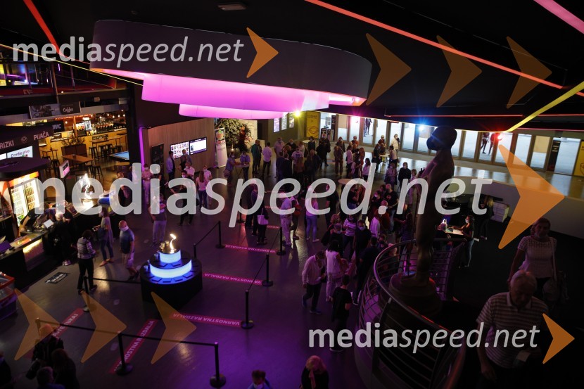 Biti Mario, premiera filma v Mariboxu