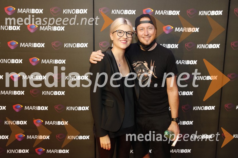  Nika Nemanič, Pineapple Music;  Marko Soršak-Soki, bobnar, skupina Elvis JacksonBiti Mario, premiera filma v Mariboxu