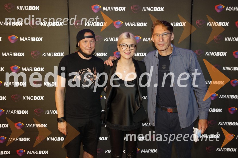  Marko Soršak-Soki, bobnar, skupina Elvis Jackson;  Nika Nemanič, Pineapple Music;  Rudi Uran, slikar, režiserBiti Mario, premiera filma v Mariboxu