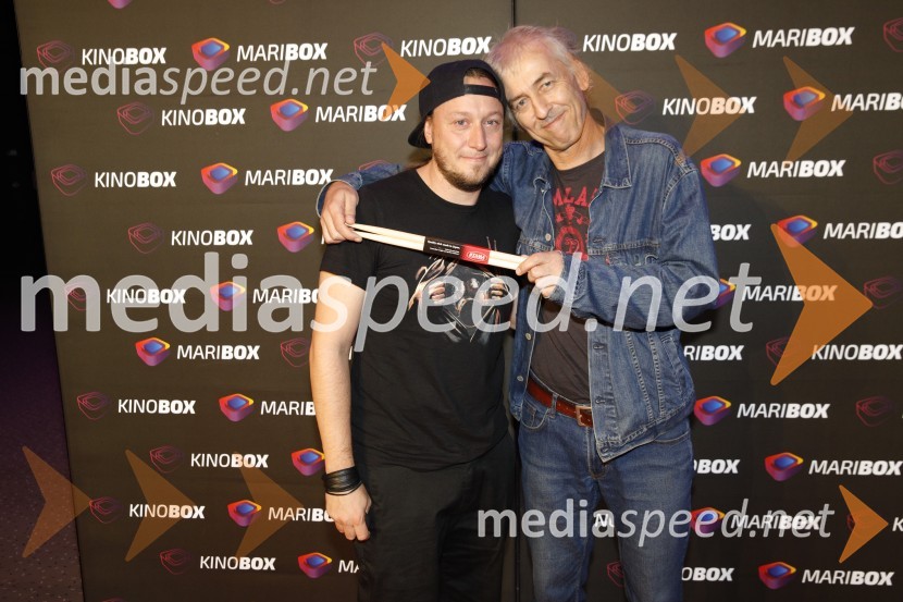  Marko Soršak-Soki, bobnar, skupina Elvis Jackson;  Mario ModrinjakBiti Mario, premiera filma v Mariboxu